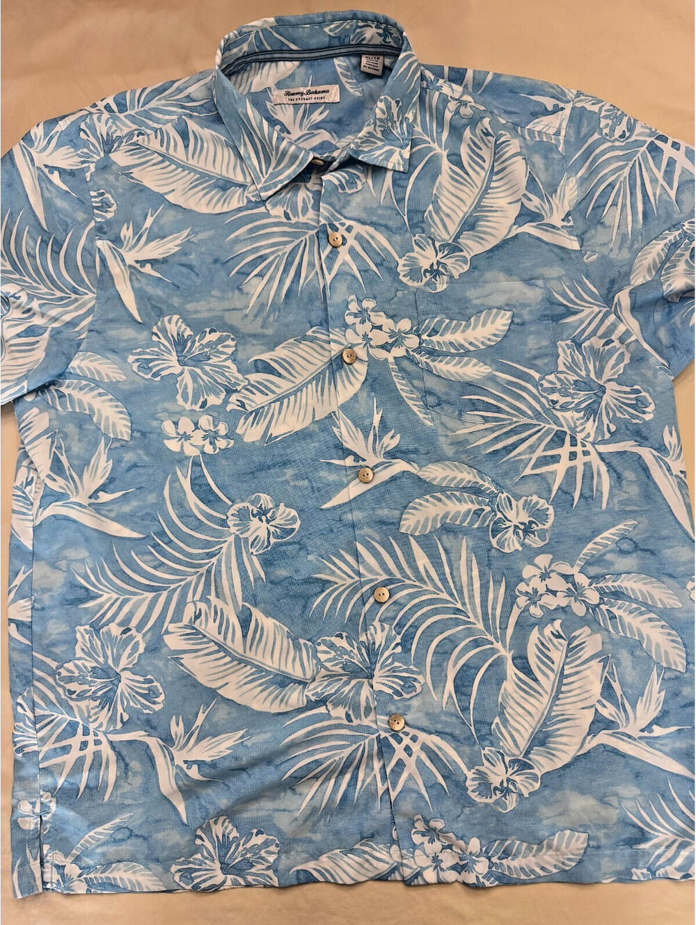 Tommy Bahama Men's Island Zone Short Sleeve Shirt XL Light Blue Hawaiian Design